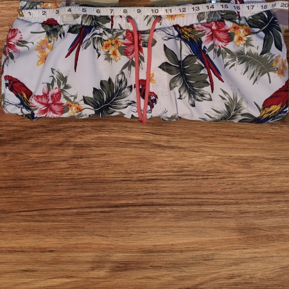 Club Room White Tropical Print Swim Trunks - Picture 6 of 7